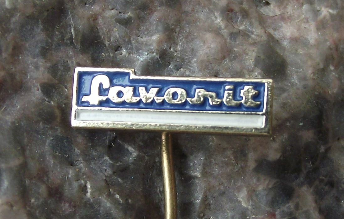 Favorit Bicycles Bikes Czechoslovakia Classic Cycling Cycle Logo Pin Badge - Badgecrazy
