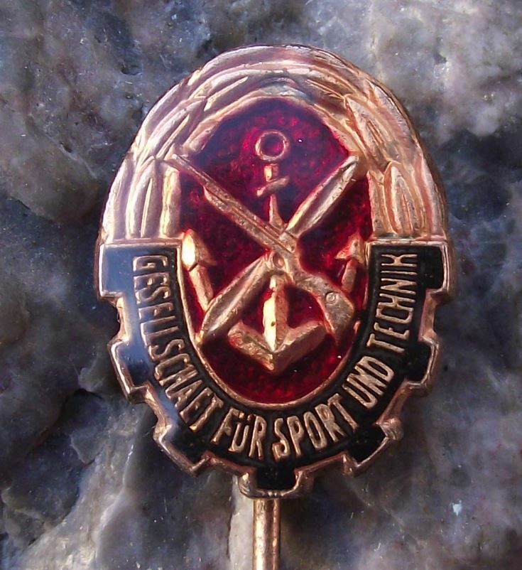 Vintage GST Gesellschaft Sport Technik East German DDR Army Anchor Gun Pin Badge - Badgecrazy