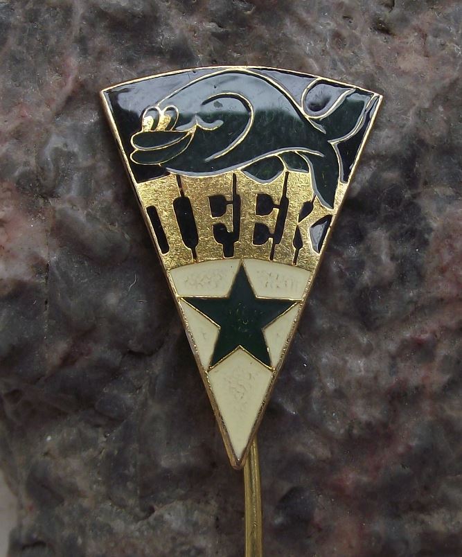 Esperanto Aquarium Tropical Fish Keeper Club Czechoslovakia IFEK Pin Badge - Badgecrazy