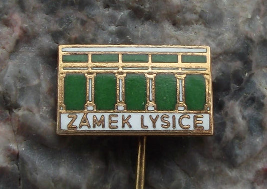 Vintage Zamek Lysice Palace Chateau Moravia Czech Tourist Souvenier Pin Badge
