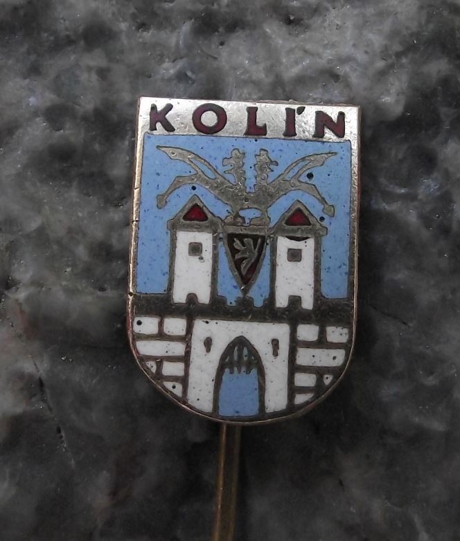 Antique Kolin Flying Dragon Castle Heraldic Crest Coat of Arms Tourist Pin Badge - Badgecrazy