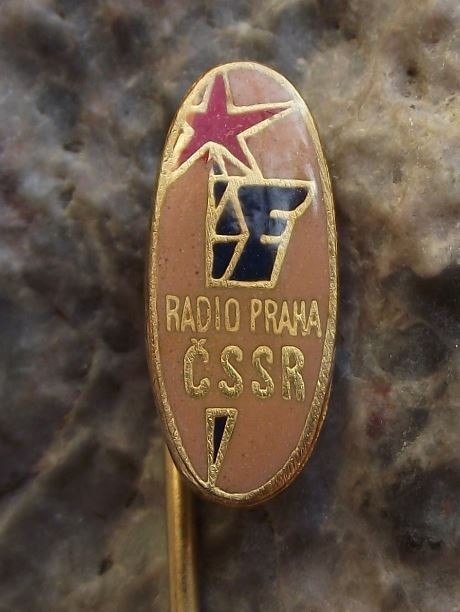 Vintage Radio Prague Praha Transmitter Broadcasting Tower Mast Logo Pin Badge - Badgecrazy