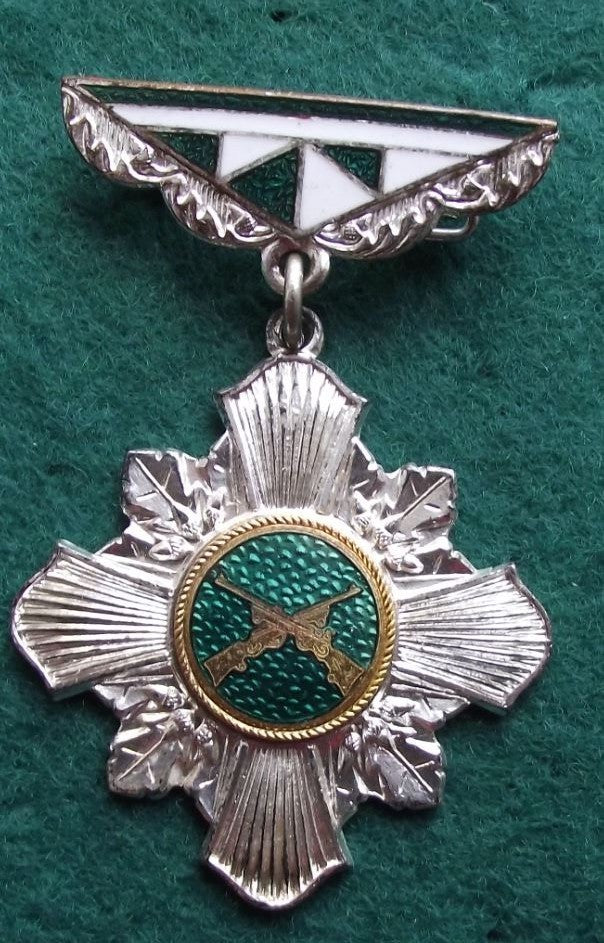 1972 German Gun Shooting Competition Crossed Rifles Champion's Star Medal - Badgecrazy