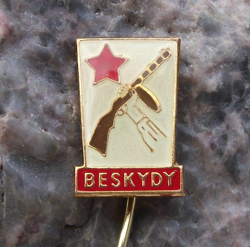 Antique Beskdy Mountain Pass Battle Machine Gun World War 2 Memorial Pin Badge - Badgecrazy