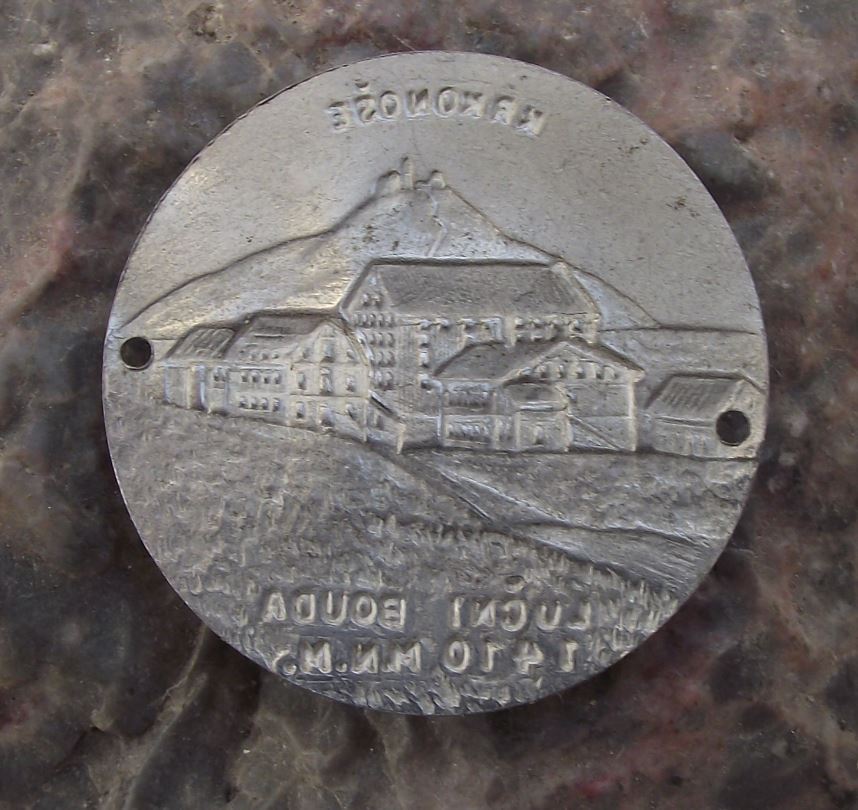 Lucni Bouda Krkonose Mountains 1410m Walking Lodge Stick Shield Stocknagel - Badgecrazy