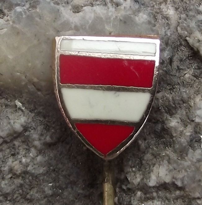 Vintage Brno Czechoslovakia City Coat of Arms Heraldic Crest Shield Pin Badge - Badgecrazy