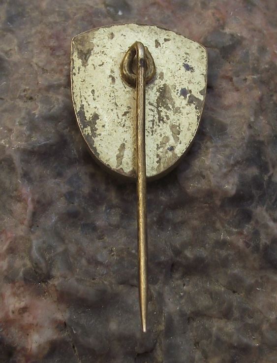 East German Target Marksman Military Reserve GDR Shooting Gold Award Pin Badge - Badgecrazy