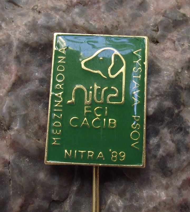 1989 CACIB International World Champion Dog Show FCI Event Slovakia Pin Badge - Badgecrazy
