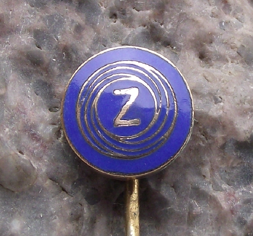 Vintage CZ Weapons Pistols Rifles Gun Factory Czechoslovakia Logo Blue Pin Badge - Badgecrazy