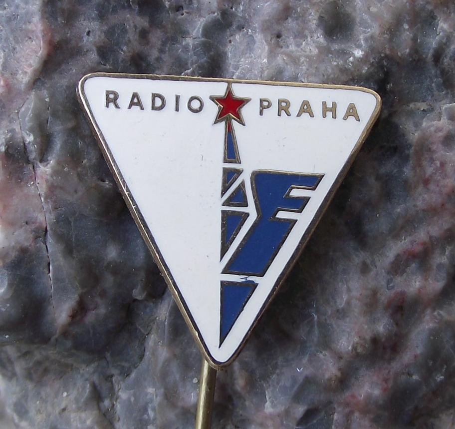 Vintage Radio Prague CSSR Czechoslovakia Broadcasting Tower Red Star Pin Badge - Badgecrazy