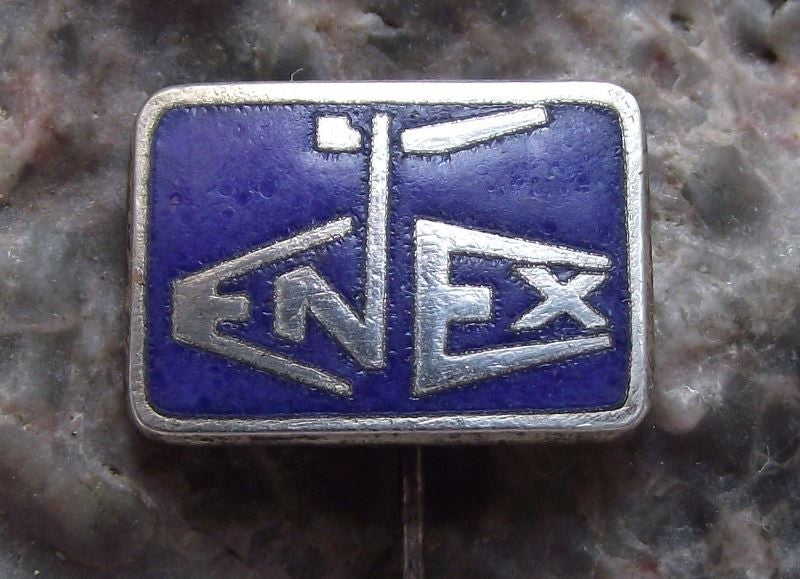 Enex Soviet Union Construction Boom Crane & Mobile Trucks Building Pin Badge - Badgecrazy