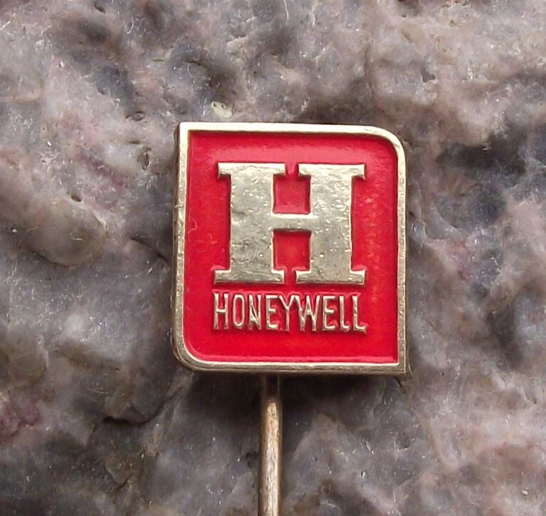 Honeywell Vintage Computer Mainframe Consumer Electronics Technology Pin Badge - Badgecrazy