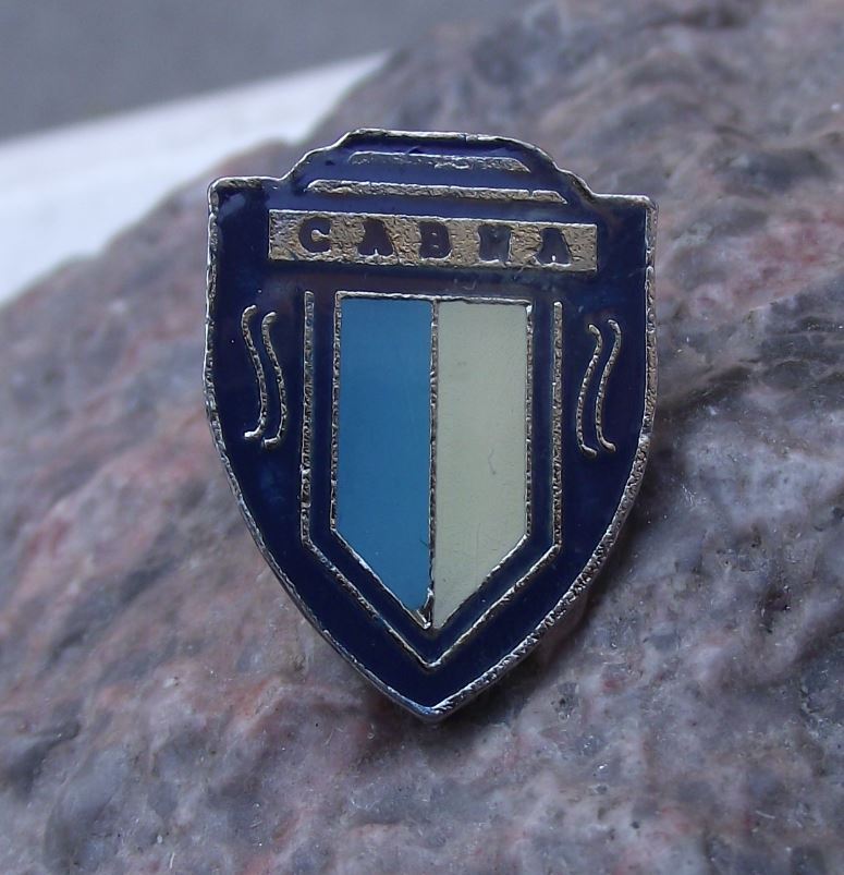 Club Atletico Banco de la Nacion CABNA Rugby Club Argentina Shield Pin Badge - Badgecrazy