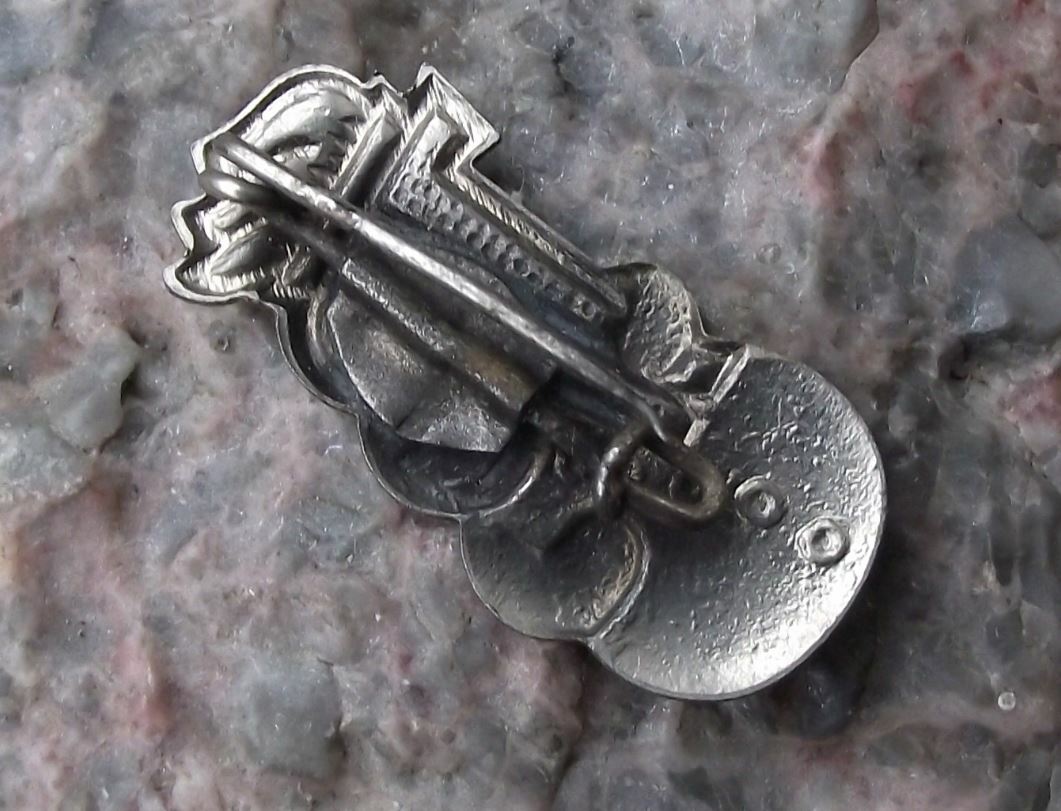 Thalmann Pioneer Organisation Germany Youth Winter Games Snowman DDR Pin Badge - Badgecrazy