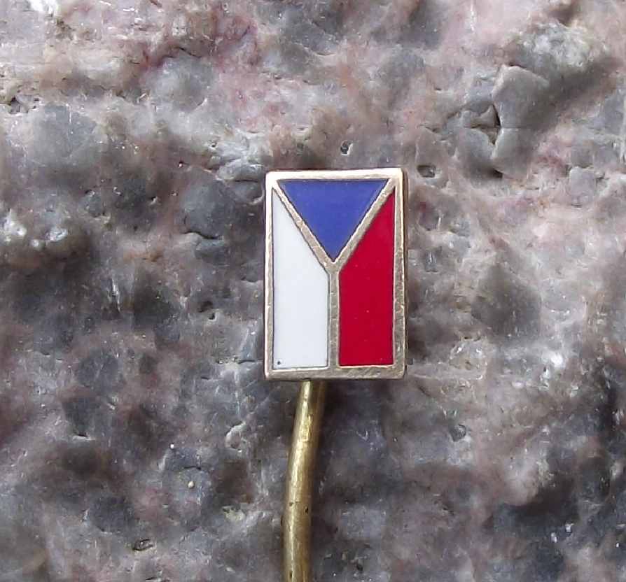 Vintage Czech Republic Czechoslovakia Vertical Hanging Tricolour Flag Pin Badge - Badgecrazy