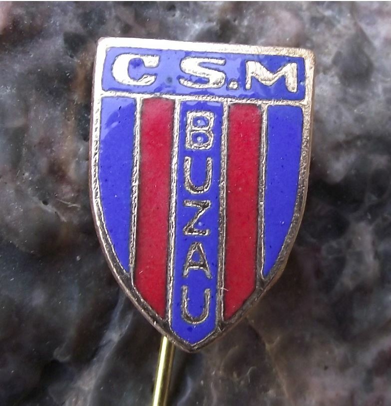 Vintage SCM CSM Gloria Buzau Romania Soccer Football Club Crest Shield Pin Badge - Badgecrazy