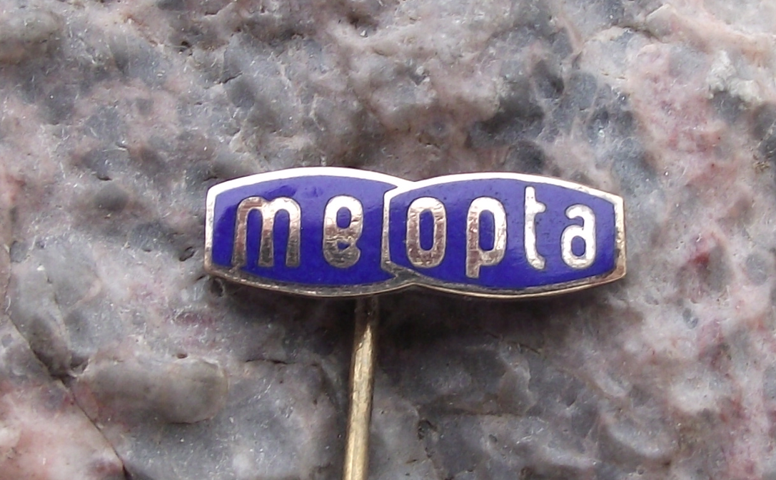 Vintage Meopta Blue Stereo Viewfinder Logo Photographic Optical Firm Pin Badge - Badgecrazy