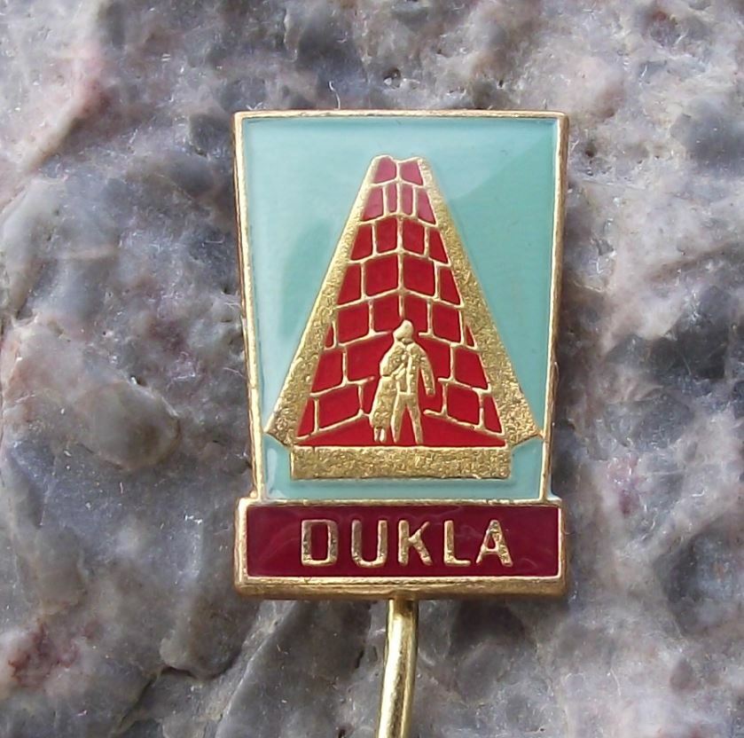 Vintage Dukla Mountain Pass Battle Monument World War 2 Memorial Pin Badge - Badgecrazy