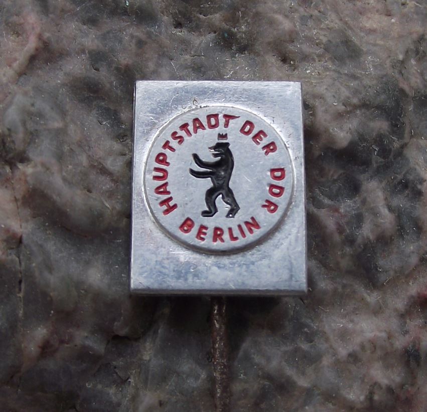 Antique East Germany Berlin Hauptstadt DDR Capital GDR Bear City Crest Pin Badge - Badgecrazy