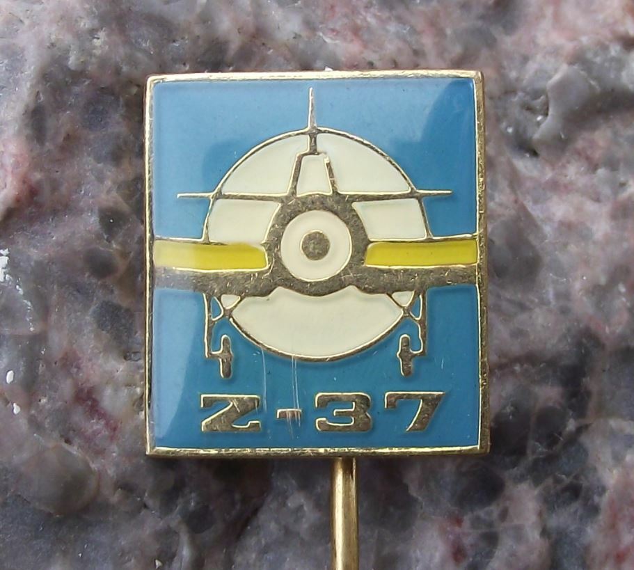Moravan Zlin Z-37 Z37 Crop Sprayer Agricultural Light Aircraft Plane Pin Badge - Badgecrazy