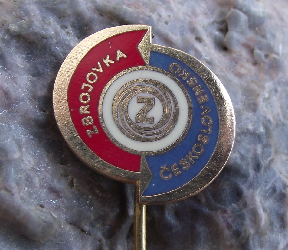 Antique Cz Czechoslovak Czech Weapons Rifle Factory Czechoslovakia Gun Pin Badge - Badgecrazy