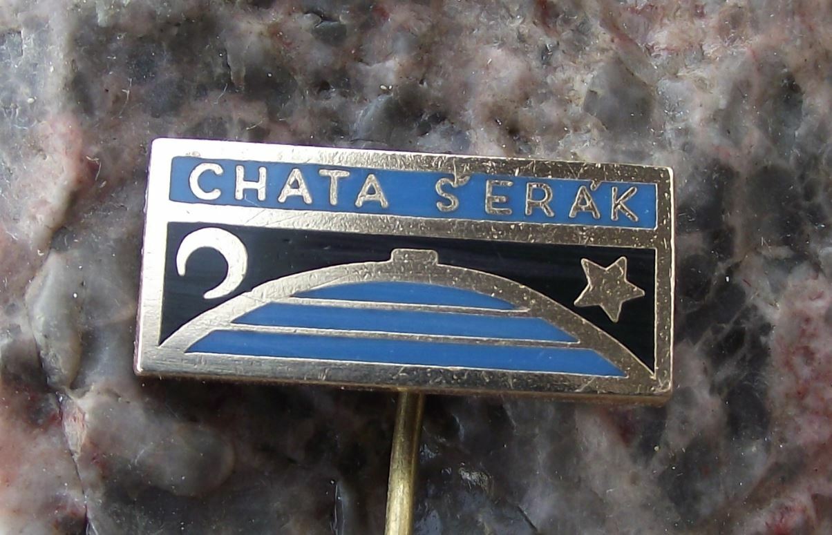 Vintage Chata Serak Czech Mountain Hotel Jesenik Tourist Souvenier Pin Badge - Badgecrazy