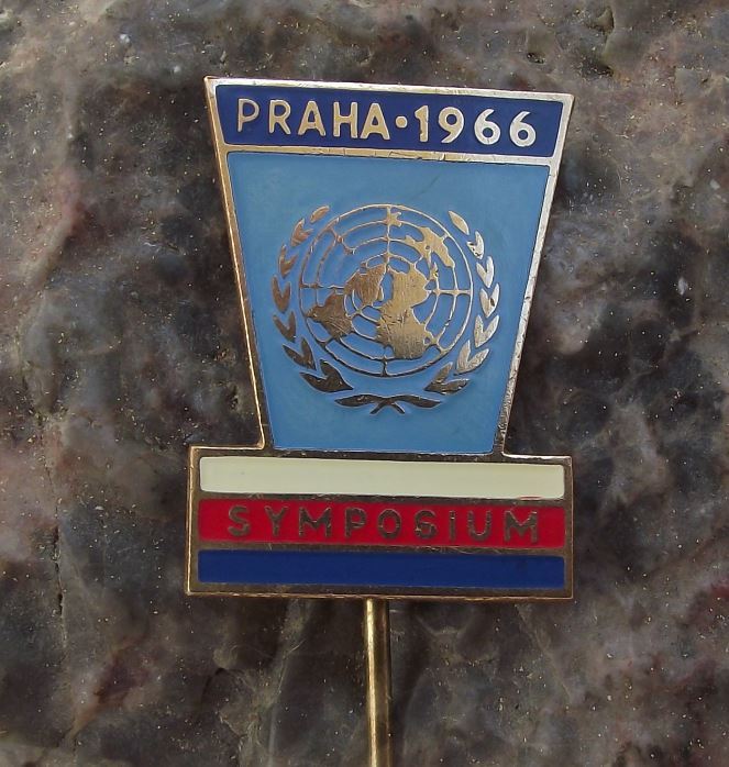 1966 Rare United Nations UN Symposium International Assembly Prague Pin Badge - Badgecrazy