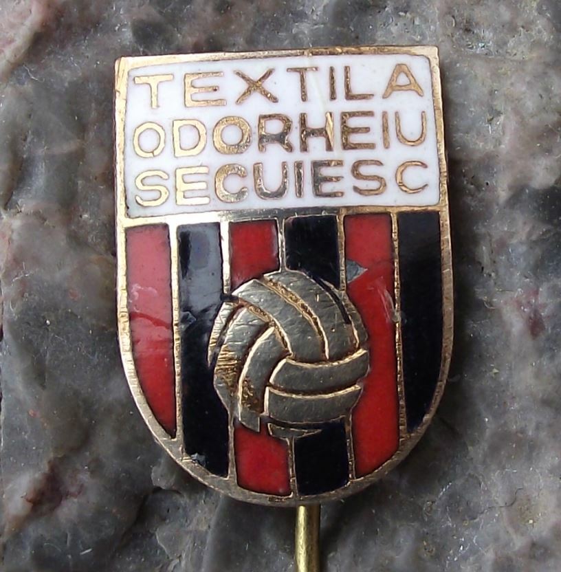 Vintage Textila Odorheiu Secuiesc Romania Soccer Football Club Shield Pin Badge - Badgecrazy