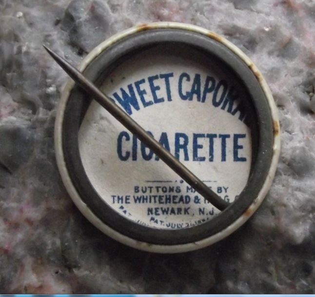 Sweet Caporal Cigarette Company Flags of the World Pin Badge Victoria - Badgecrazy