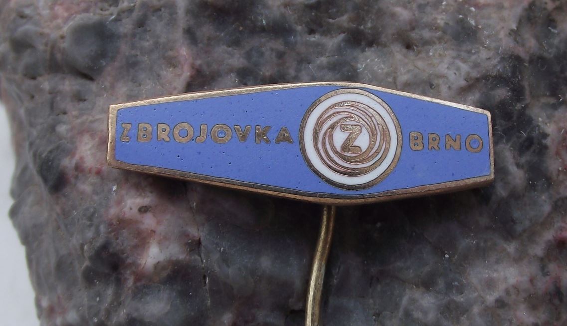 Cz Czechoslovak Czech Weapons Rifle Factory Czechoslovakia Gun Blue Pin Badge - Badgecrazy
