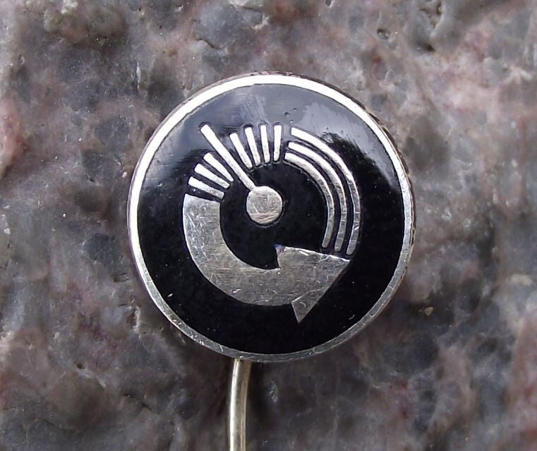 Vintage VEB Steremat East Germany Radios and Generators German DDR GDR Pin Badge - Badgecrazy