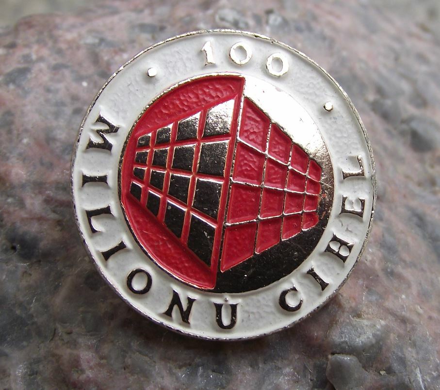 Antique Czechoslovakia 100 Million Building Bricks Production Landmark Pin Badge - Badgecrazy
