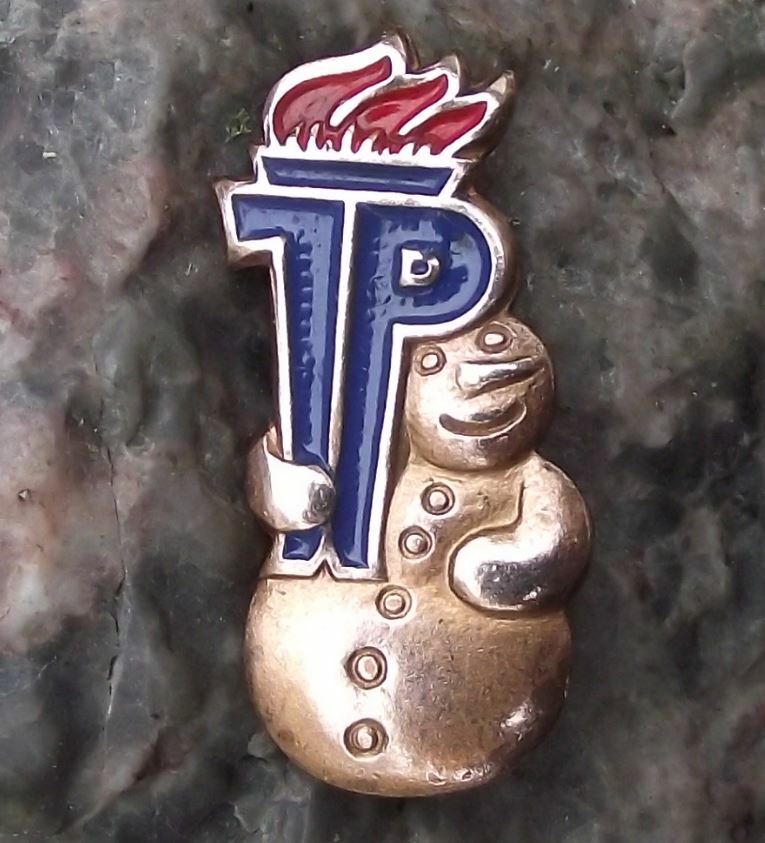 Thalmann Pioneers Germany Youth Winter Games Snowman DDR Bronze Pin Badge - Badgecrazy