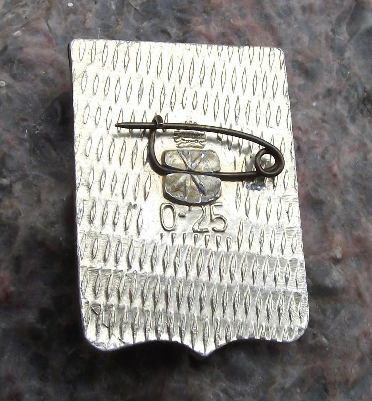 Vintage Bakhchysarai City Soviet Union Coat of Arms Heraldic Crest Pin Badge - Badgecrazy