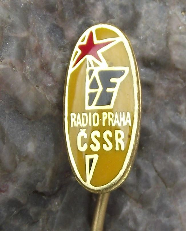 Vintage Radio Prague Praha Transmitter Broadcasting Tower Mast Logo Pin Badge - Badgecrazy