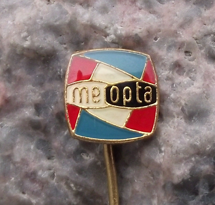 Vintage Meopta Cameras Photographic Closing SLR Shutter Mechanism Logo Pin Badge - Badgecrazy