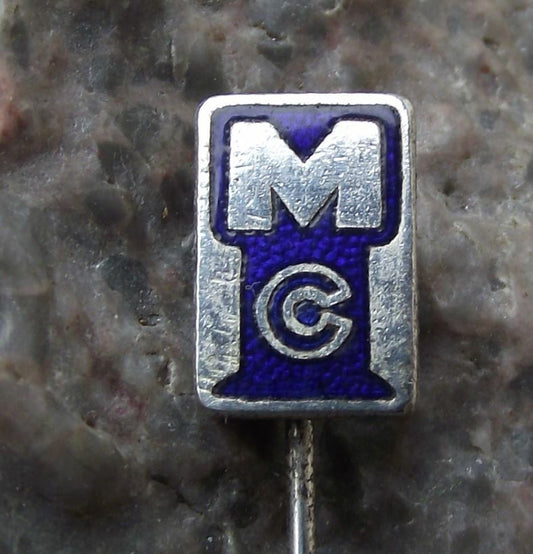 Vintage VEB Motorenwerk Cunewalde East German Diesel Engines DDR GDR Pin Badge - Badgecrazy