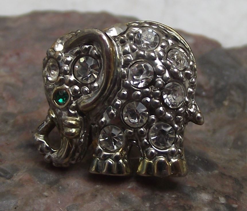 Beautiful Encrusted Clear Stone Jewellery Elephant Ear Stud Brooch Pin Badge - Badgecrazy