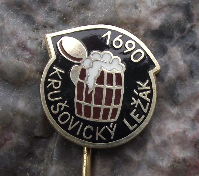 Antique Krusovice Czech Beer Krusovicky Lezak 1690 Lager Tankard & Lid Pin Badge - Badgecrazy
