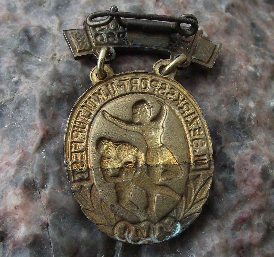 Vintage East Germany DDR Cottbus III 3rd Sports and Culture Festival Pin Medal - Badgecrazy