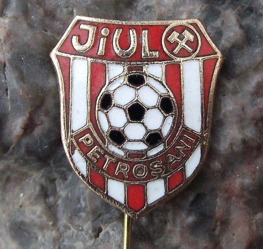 Vintage CSM Jiul Petrosani Romania Soccer Football Club Shield Pin Badge - Badgecrazy