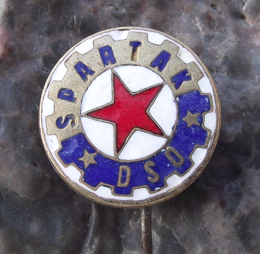 Antique SK Motorlet Praha Spartak DSO Czech Football Soccer Club Fan Pin Badge - Badgecrazy