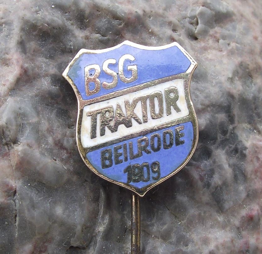 Antique BSG Traktor Beilrode 1909 East Germany Football Soccer Team Pin Badge - Badgecrazy