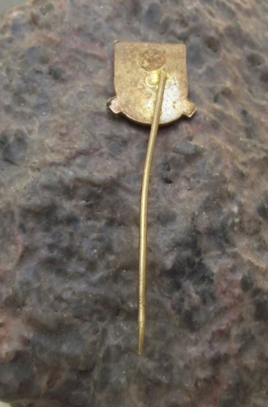 Lomnicky Stit Slovakia High Tatra Mountains National Park Ski Resort Pin Badge - Badgecrazy
