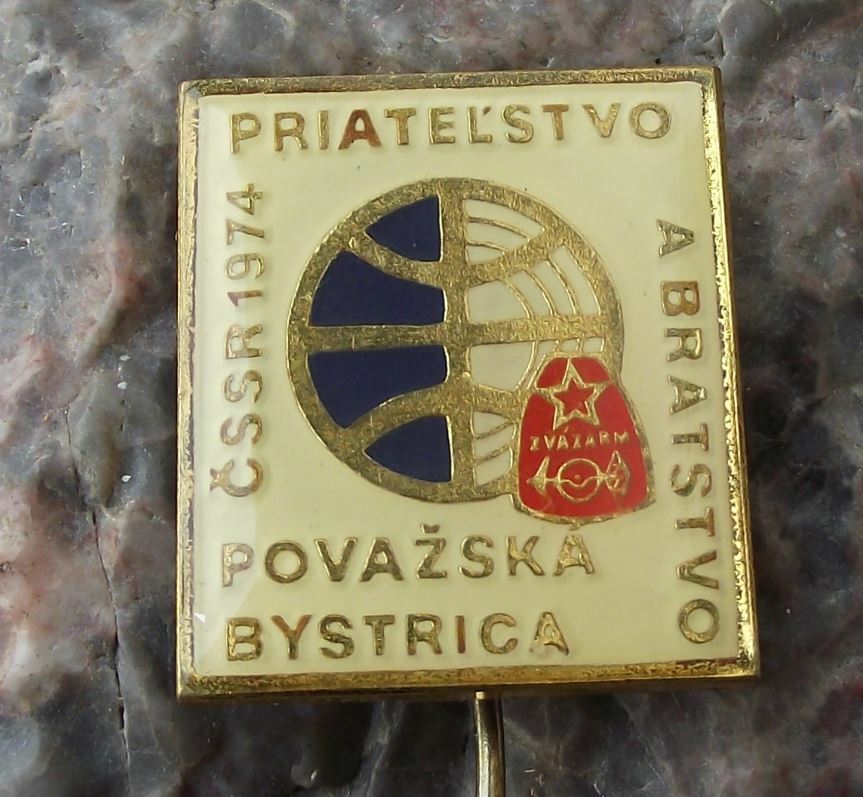 1974 Svazarm Czech Army Military Reserves Comrades & Brothers Exercise Pin Badge - Badgecrazy