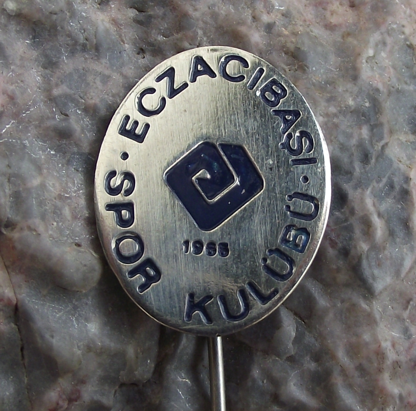 Antique Eczacıbası 1966 Turkey Volleyball Team Club Sports Supporters Pin Badge - Badgecrazy
