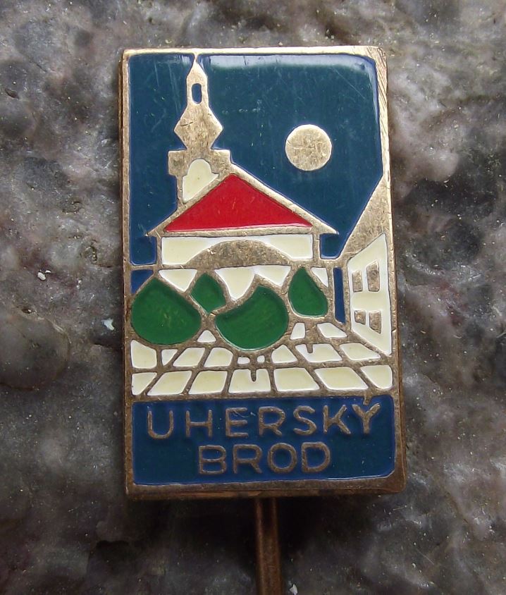 Antique Uhersky Brod Historic Town Square Centre Tourist Souvenier Pin Badge - Badgecrazy