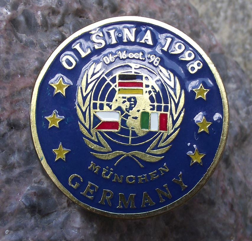 1998 NATO Military Army Exercises Olsina Munchen Munich Germany Pin Badge - Badgecrazy