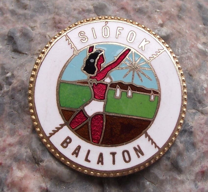 Vintage Siofok Lake Balaton Hungary Hungarian Travel Souvenier Pin Badge - Badgecrazy