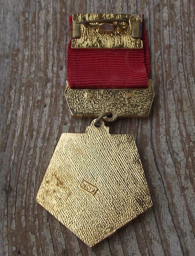 1972 Soviet Union Russian Civil War 50th Anniversary CCCP Ribbon Pin Badge - Badgecrazy